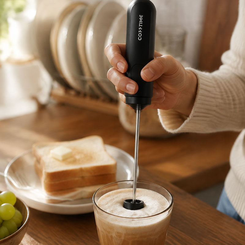 電動ミルクフォーマーで簡単にミルクを泡立て、電動ミルク泡立て - Electric Milk Frother Handheld のレビューと価格